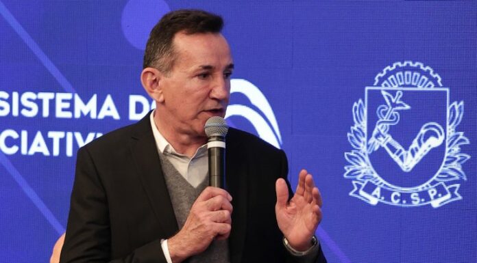 Relator de proposta que atualiza o Simples Nacional defende medidas compensatórias pelo fim da escala 6×1 Relator de proposta que atualiza o Simples Nacional defende medidas compensatórias pelo fim da escala 6x1