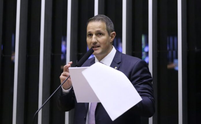 Relator defende aprovação de lei que asfixie financeiramente as organizações criminosas; acompanhe Relator defende aprovação de lei que asfixie financeiramente as organizações criminosas; acompanhe