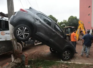Chuva volta a causar transtornos na região metropolitana de São Paulo