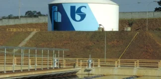 Prefeitos de 305 cidades aprovam novo contrato com Sabesp privatizada