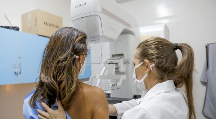 Sancionada lei que garante mamografia pelo SUS a mulheres a partir de 40 anos Sancionada lei que garante mamografia pelo SUS a mulheres a partir de 40 anos