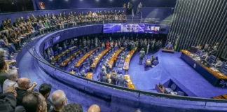 Senado aprova reajustes salariais e reestruturação de servidores