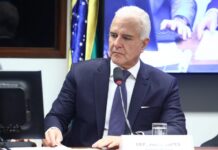 Setor elétrico admite que consumidores arcam com mais de R$ 7 bilhões por furtos e fraudes de energia Setor elétrico admite que consumidores arcam com mais de R$ 7 bilhões por furtos e fraudes de energia