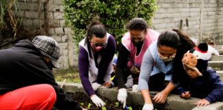 Educação de Jandira inaugura horta comunitária na EMEB Gente Inocente