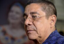 Zeca Pagodinho é internado com sintomas leves de covid-19
