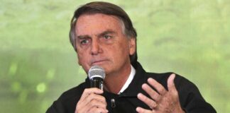 PF pode ouvir Bolsonaro no exterior sobre inquérito dos atos golpistas