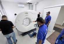 Cajamar amplia atendimento com novo tomografo