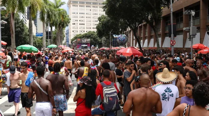 Especialistas recomendam “etiqueta respiratória” após carnaval