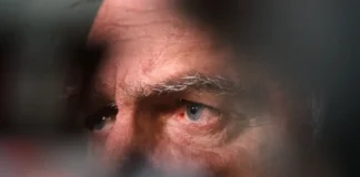 Bolsonaro é indiciado por fraude em cartão de vacinação de covid