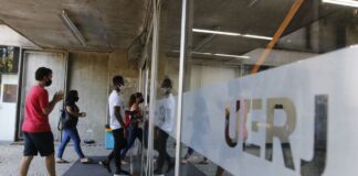 Projeto de extinção da Uerj chega à Assembleia Legislativa do Rio