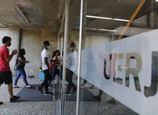 Projeto de extinção da Uerj chega à Assembleia Legislativa do Rio