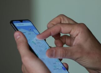 Curso aprimora habilidade de idosos para identificar fake news
