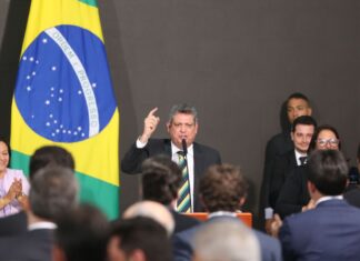 “Vamos resgatar participação popular no governo”, promete ministro