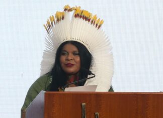 Sonia Guajajara aciona governador do MS após prisão de indígenas