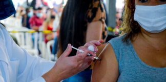 Jandira é a primeira cidade da região a anunciar vacina para pessoas a partir de 18 anos