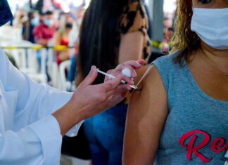 Jandira é a primeira cidade da região a anunciar vacina para pessoas a partir de 18 anos