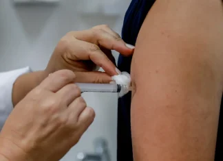 Casos respiratórios graves seguem em alta após volta às aulas