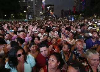 Virada Cultural atrai 4,5 milhões de pessoas, diz prefeitura de SP