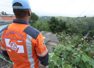Defesa Civil de Santana de Parnaíba realiza trabalhos de prevenção para a temporada de chuvas