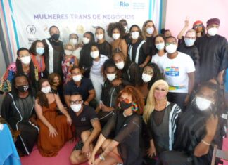 Curso capacita mulheres trans em empreendedorismo na cidade do Rio