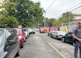 Quatro pessoas são esfaqueadas em escola estadual de SP