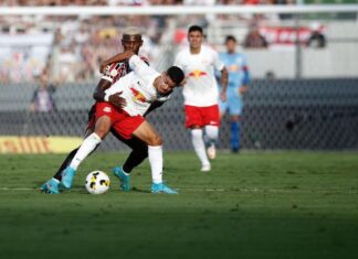Bragantino sai na frente, mas São Paulo busca empate pelo Brasileiro