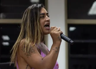 Universitárias trans se mobilizam por mais inclusão no ensino superior